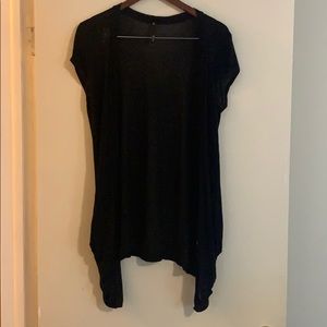 Love Culture Lightweight cap sleeve shawl